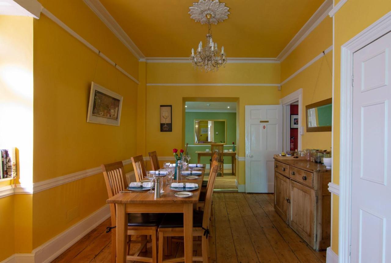 The White House Hotel Charmouth Buitenkant foto